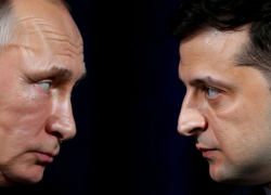 «Россия де-факто признает Зеленского»: Лавров обозначил готовность России к встрече с "просроченным"