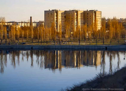 Станислав Зинченко отвел тысячи квадратных метров в Камышине, где депутаты могут общаться с избирателями, если соберут народ