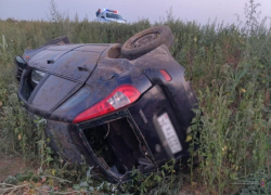 Мадам без прав чудом осталась жива после того, как ночью рухнула в кювет