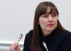 Региональные СМИ "вывернули карманы" первого заместителя главы Волгограда, экс-вице-мэра Камышина Ирины Пешковой