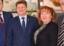 Медиахолдинг Камышина стал единственным муниципальным учреждением в городе, в котором заместитель директора получает зарплату в четыре с половиной раза меньше  директора