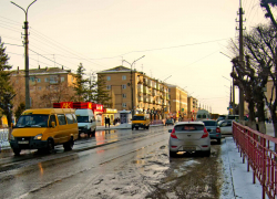 В Камышине учреждение "Благоустройство" заявило, что при ухудшении погоды задействует на городских дорогах дополнительные ресурсы