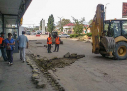 В Камышине всерьез взялись за реконструкцию проездов и каналов коммуникаций в районе бухты