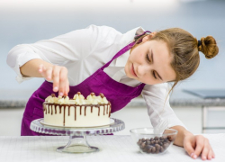 Официальный сайт администрации Камышина  организованно провожает камышан на работу в Краснодарский край, подальше от дома?