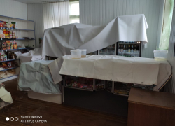 В Камышине прорвало разморозившиеся из-за отключения отопления трубы в здании бывшего профилактория ХБК