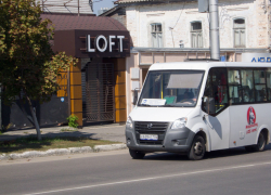 Подконтрольная чиновникам Камышина пресса сообщает, что проехать в муниципальном автобусе станет дороже на 5 рублей