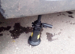 Lada Granta сорвалась с домкрата и насмерть раздавила  владельца авто, -  "Блокнот Волгограда"