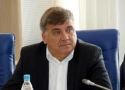 Депутат камышан в Облдуме Юрий Корбаков подписал проект о поддержке "драконовской" пенсионной реформы правительства