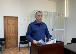 Как в администрации Николаевского района, что напротив Камышина через Волгу, начальница казенного учреждения "увела" из бюджета 6 миллионов
