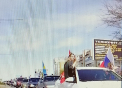 По центральным улицам Камышина проследовал автопробег в честь 9 мая (ВИДЕО)