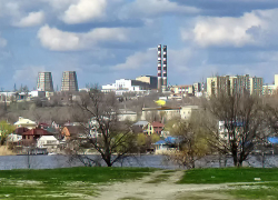 По каким адресам камышанам предлагают посидеть без света 7 апреля?