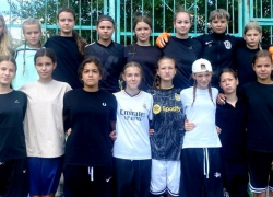 Камышинские футболистки уехали в Ессентуки биться за победу во всероссийском турнире