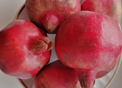 В Камышине на центральном рынке ударились в ценовой "беспредел" куриные яйца, зато не подорожали супергранаты