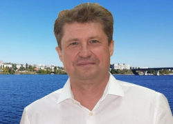 Камышане требуют от главы Станислава Зинченко взять пример с губернатора и оперативно встретиться с общественностью