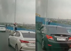 В Камышине якобы прыгнувшего с Бородинского моста 20 августа смельчака не нашли ни на дне, ни на берегу