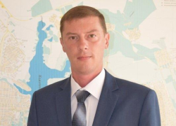 И. о. главы Камышина Дмитрий Резвов ввел "слегка" задним числом щедрую оплату сверхурочных для чиновников на финансовом "фронте"