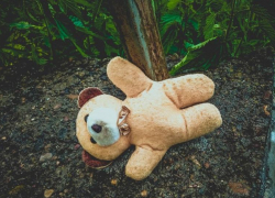 11-месячный мальчик уполз от пьяной 25-летней матери и замерз насмерть