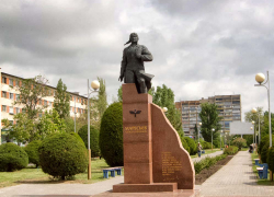 В Камышине в 10 часов сегодня, 20 мая, у памятника Алексею Маресьеву состоится мини-парад