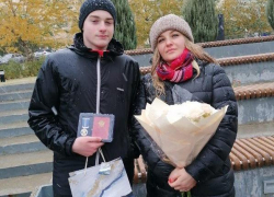 За что наградили медалью камышинского школьника Тимофея Тюрина, а глава Станислав Зинченко выразил публичную благодарность родителям парня