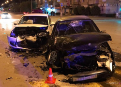 Стало известно, что за рулем машины, которую не пропустил виновник аварии 4 октября на улице Ленина в Камышине, находилась дама