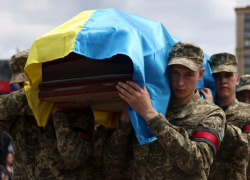 Новости СВО: Украина потеряла рекордное число солдат за одни сутки, - "Блокнот - Россия"