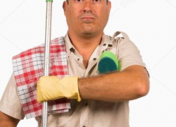 В Камышине 50-летний негодяй напился и шваброй переломал ребра родной матери