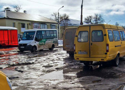 Наступившее потепление обнажило все "прелести" дорог в Камышине