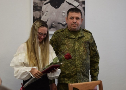 В Камышине родным ефрейторов и рядовых, не вернувшихся с СВО, передали государственные награды героев