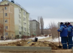 Почему в Камышине в разгар зимы то и дело случаются какие-то аварийные коммунальные ситуации, требующие вскрытия грунта? - камышанин