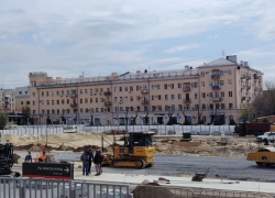 Площадь у железнодорожного вокзала в Волгограде, откуда нередко уезжают в путешествия камышане, снесли до основания