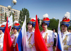 Посоветовала бы "акцентным" участницам городских шоу проконсультироваться со стилистом по поводу макияжа, - камышанка