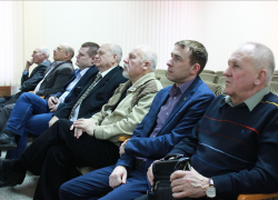 Больше всех за первые два месяца 2019 года в Волгоградской области заработали преподаватели вузов и врачи