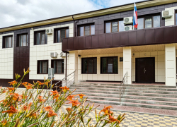 Камышинская городская прокуратура "прикрыла" через суд "левый" счет фигурантки