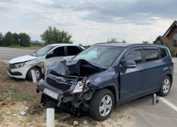 Семь человек вместе с детьми пострадали 16 июля в крупном ДТП в Волгоградской области (ВИДЕО)