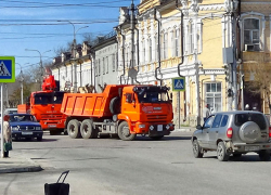 В Камышине закупают на миллион краски для "зебр", какого качества - неизвестно