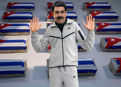 За Мадуро погибли 32 кубинца, а он сдался без боя, - "Блокнот - Россия"