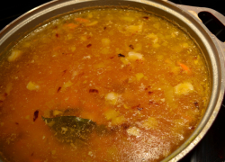 Бабушка опрокинула на себя кастрюлю с супом и умерла