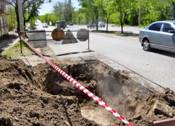 В Камышине вновь понадобилось вскрытие проезжей части улицы Текстильной
