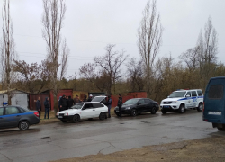 Полиция провела в пятом микрорайоне Камышина оперативные мероприятия, связанные с подозрением на перевозку запрещенного груза