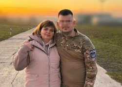 «Вы бы видели их глаза»: мама участника СВО, камышанка уехала на Донбасс с гумпомощью, - портал "Высота 102"