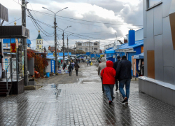 "Неужели главы тут будут сидеть и писать, что у них зарплаты по 200 тысяч?"