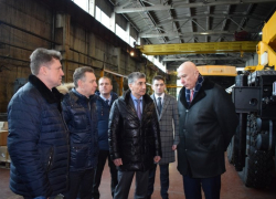 Уволен вице-губернатор, курировавший промышленность региона и часто бывавший в Камышине