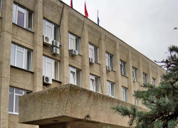 В связи с чем прокуратура предъявила к администрации Станислава Зинченко административный иск о признании бездействия чиновников незаконным 