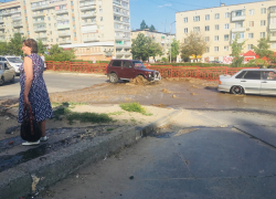 Из-за порыва на магистральной теплотрассе "КамышинТеплоЭнерго" начинает ремонт при ограниченном движении транспорта 