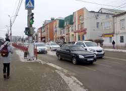 Станислав Зинченко решил бороться за сохранность дорог в Камышине увещеваниями?