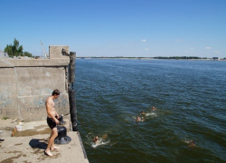 Мужчина исполнил свою мечту о прыжке с 40-метрового моста - ценой жизни, - "Блокнот Волгограда"