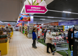 В магазинах Камышина развернулась большая предпраздничная торговля (ВИДЕО)