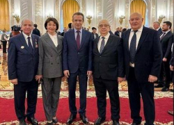 Экс-мэр Камышина Лев Алферов принимает участие во встрече Владимира Путина с доверенными лицами в Москве