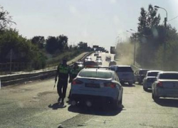 В Камышине попало на видео ДТП с дорогими иномарками на улице Рязано-Уральской (ВИДЕО)
