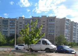 В Камышине 18-летний "гонщик" спровоцировал ДТП с маршруткой на улице Базарова